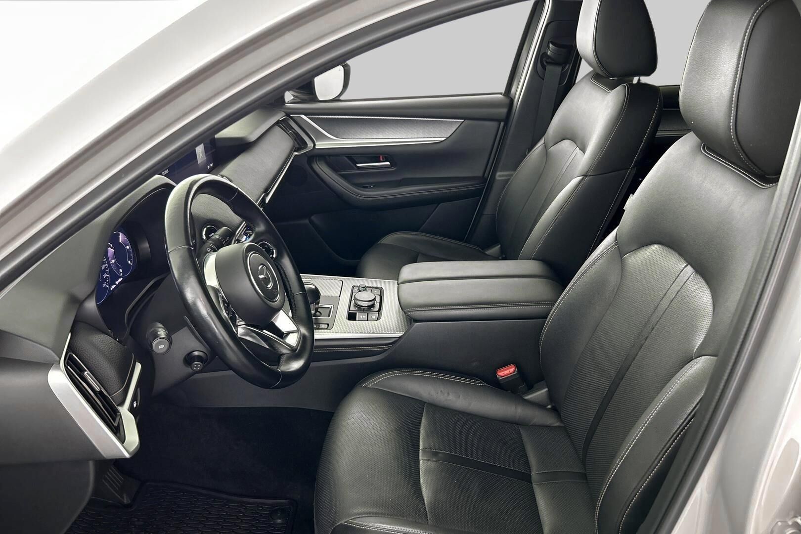 Mazda CX-60 iso kuva 8
