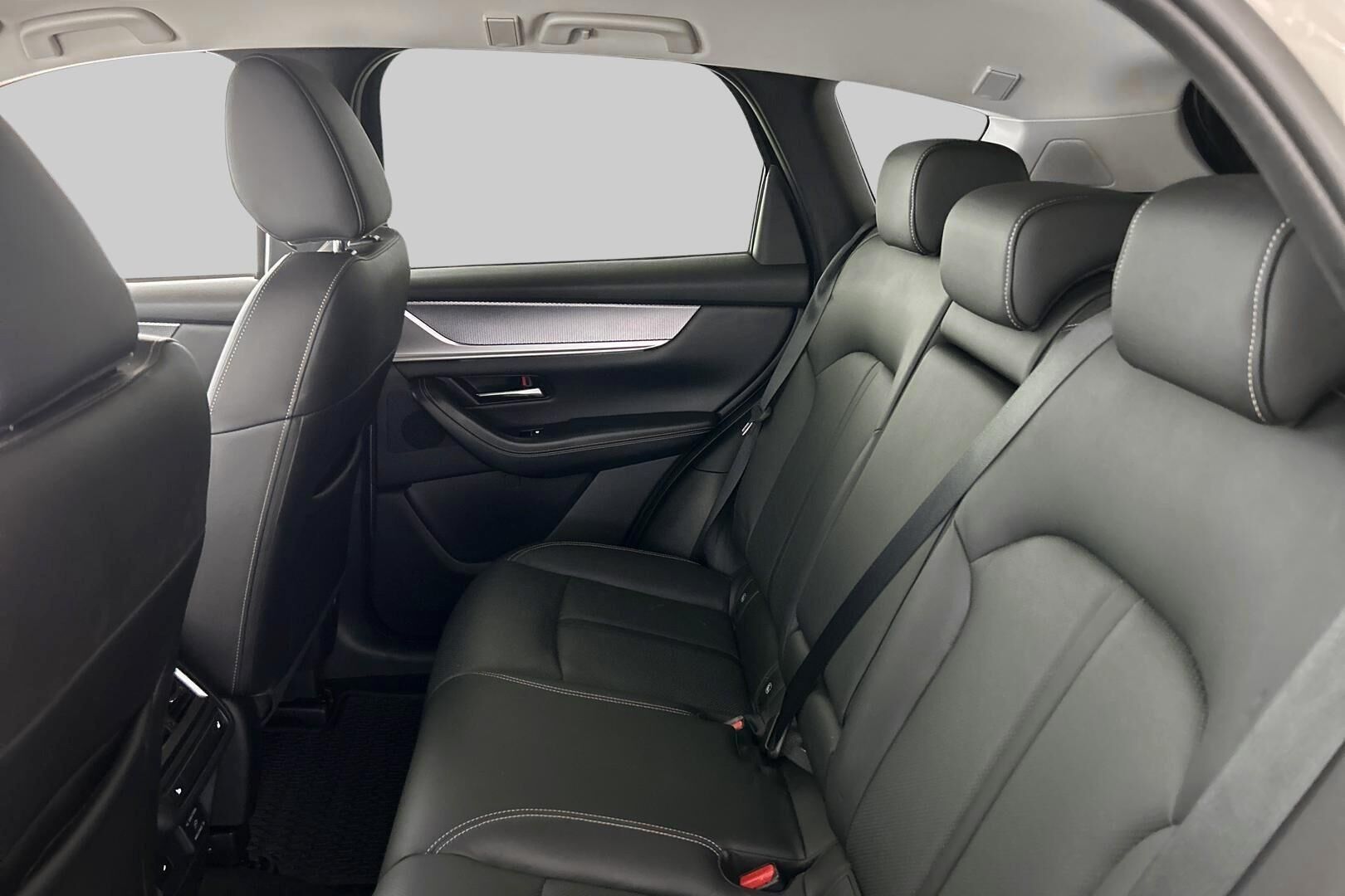 Mazda CX-60 iso kuva 9
