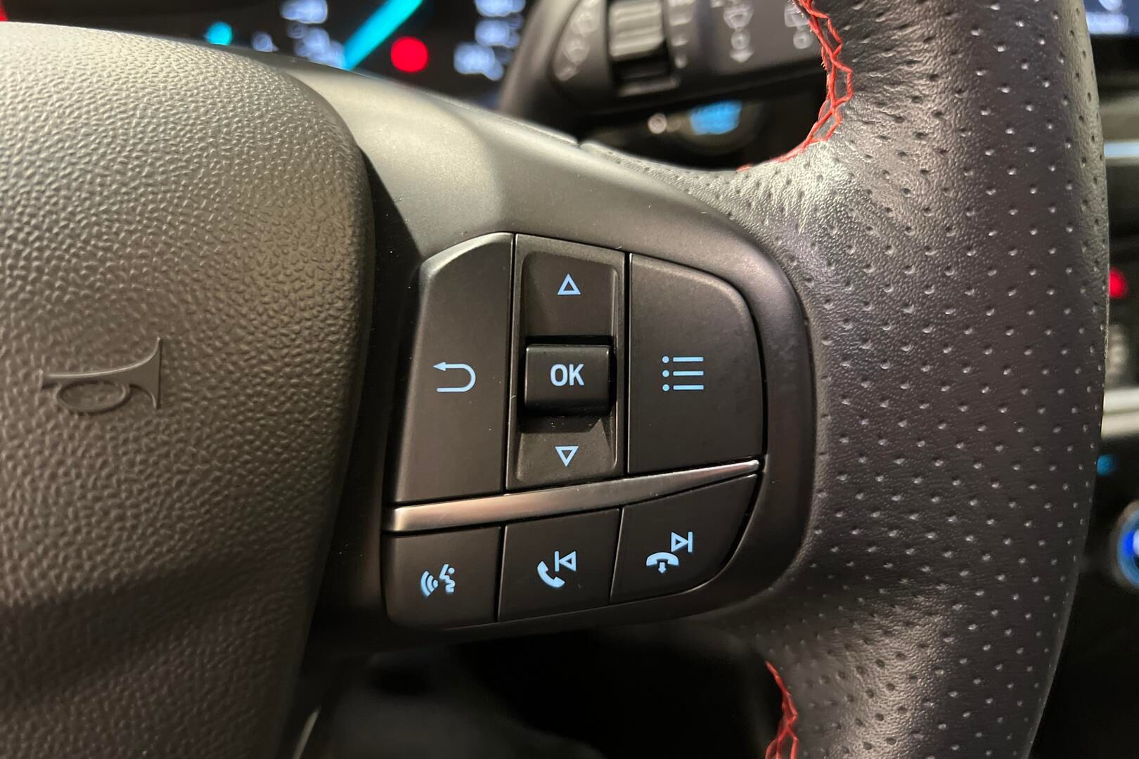 Ford Fiesta iso kuva 11