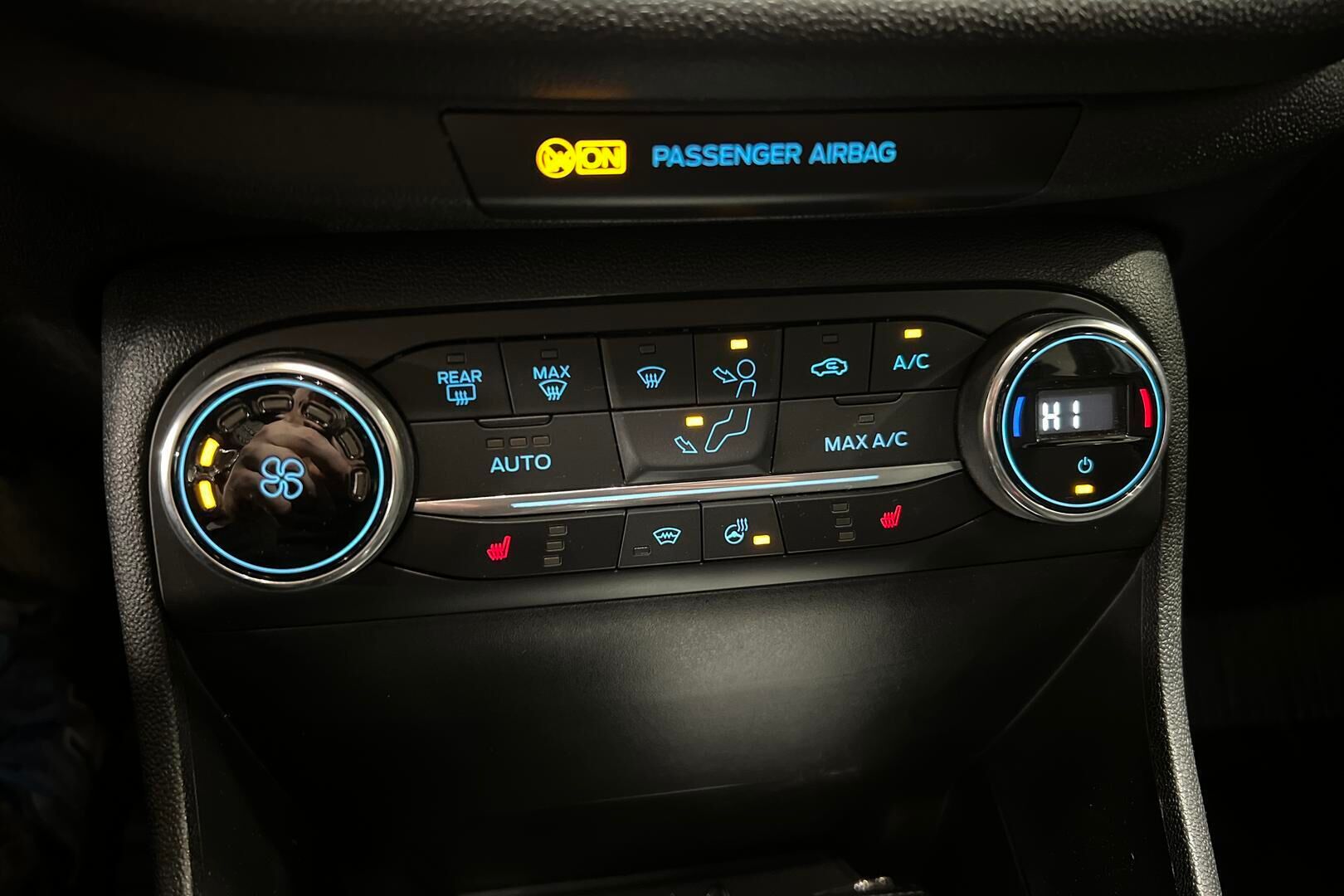 Ford Fiesta iso kuva 12