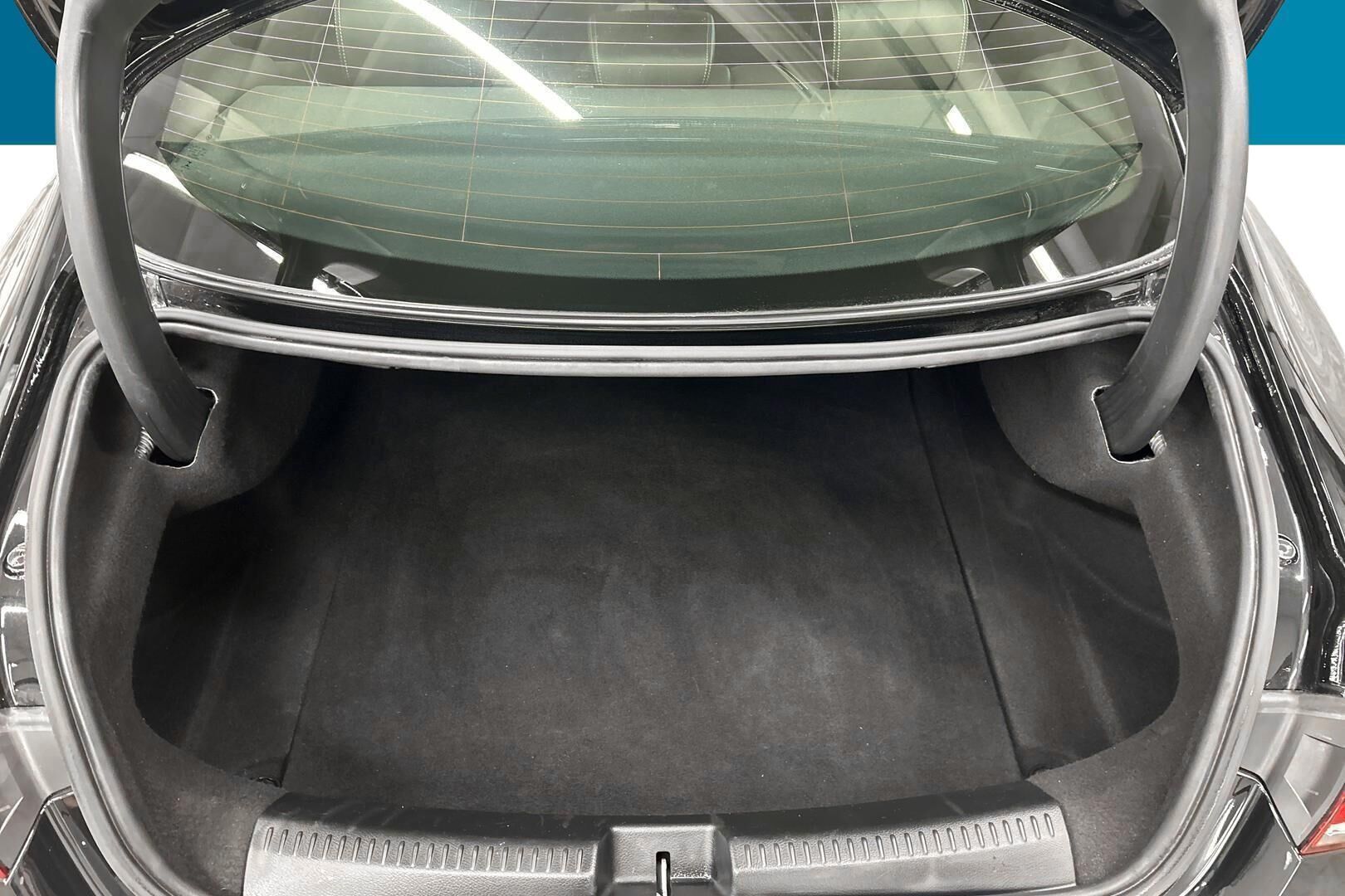 Mercedes-Benz CLA iso kuva 11