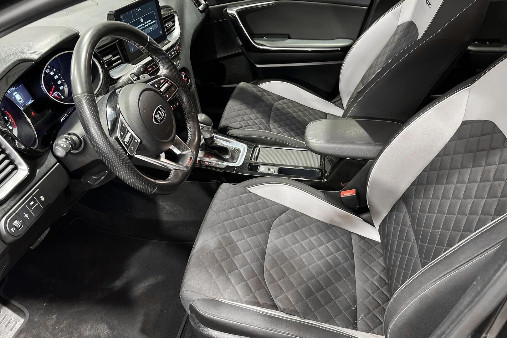 Kia ProCeed iso kuva 9