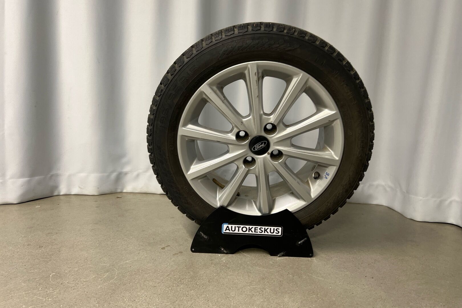 Ford Fiesta iso kuva 16
