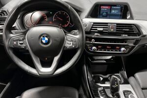 BMW X3 esikatselu 10