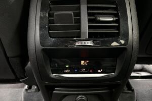 BMW X3 esikatselu 19