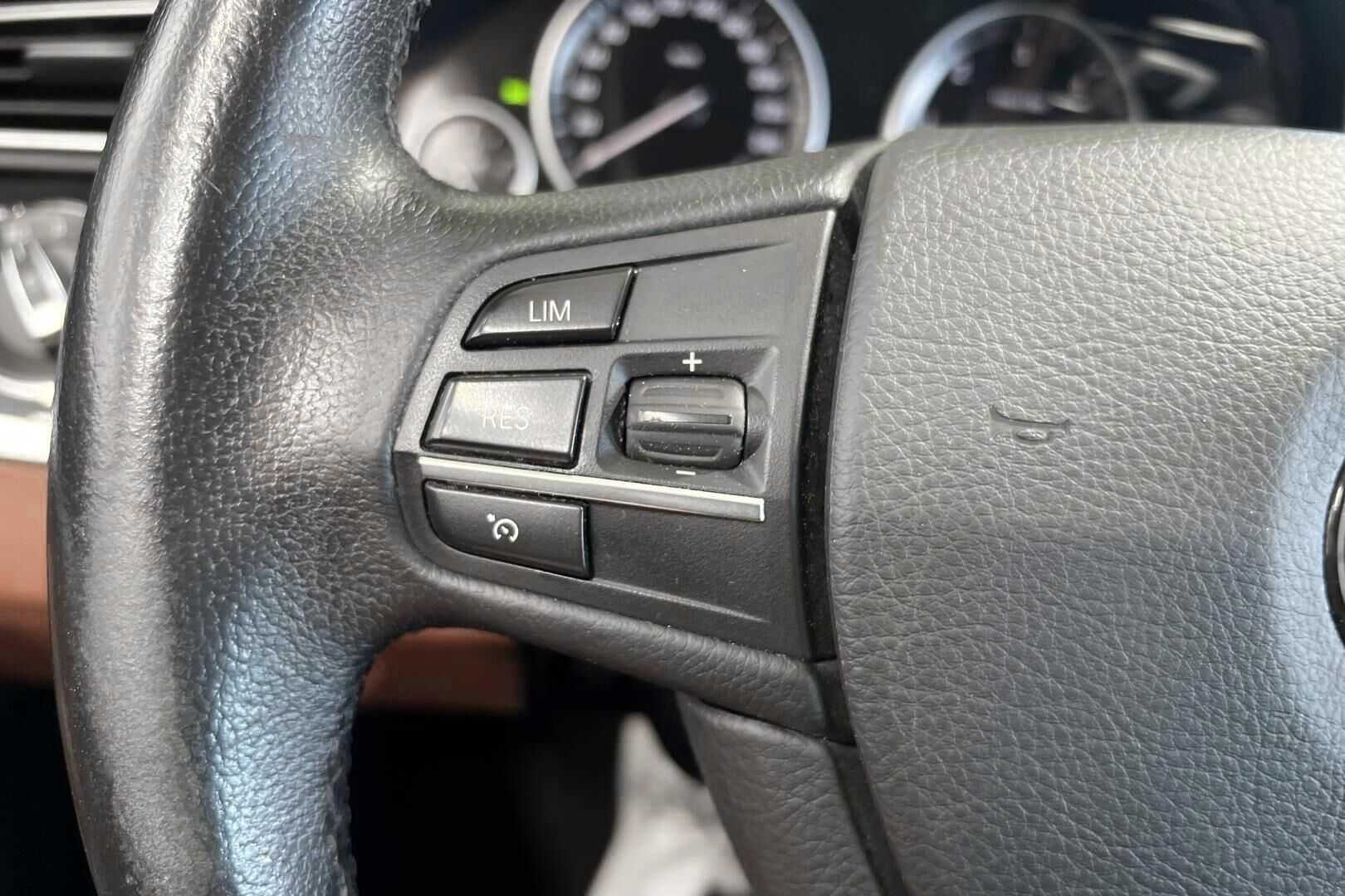 BMW 5-SARJA iso kuva 21