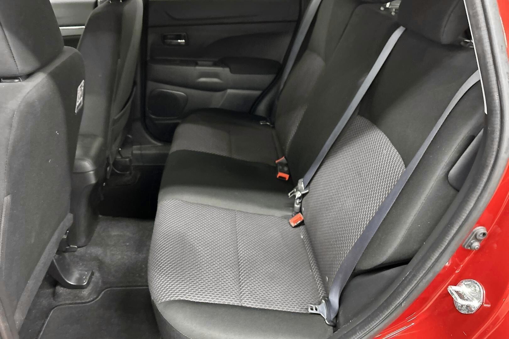 Mitsubishi ASX iso kuva 8