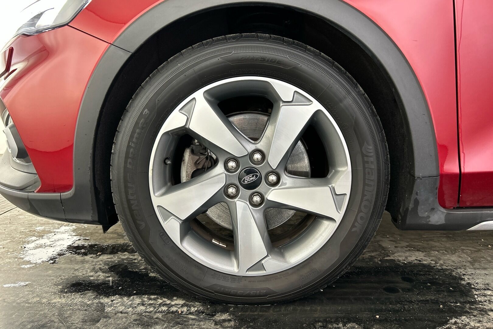 Ford Focus iso kuva 26