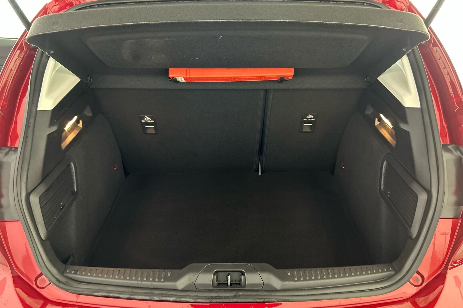 Ford Focus iso kuva 7