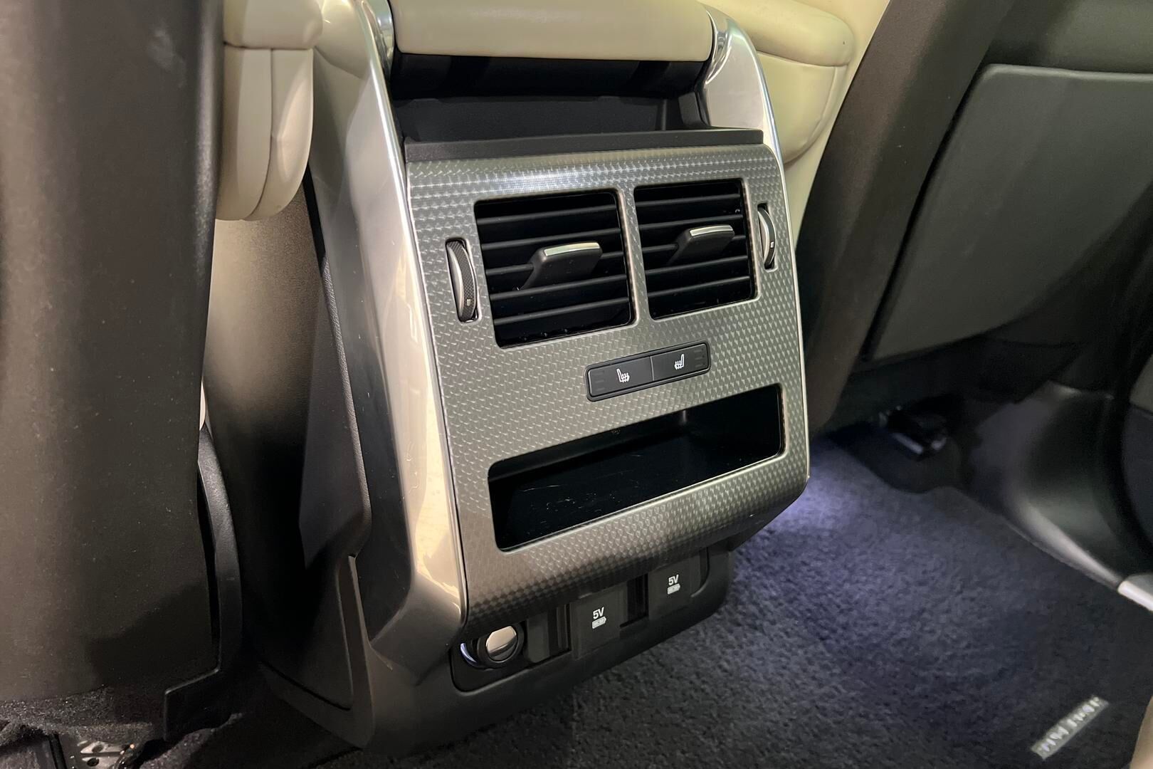 Land Rover Range Rover Sport iso kuva 32