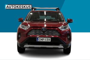Toyota RAV4 esikatselu 2