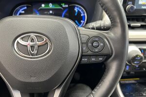 Toyota RAV4 esikatselu 25