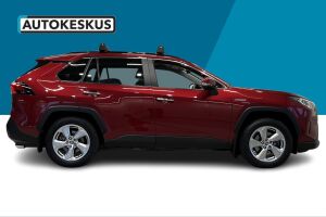 Toyota RAV4 esikatselu 4