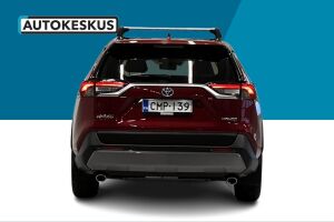 Toyota RAV4 esikatselu 6