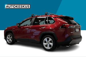 Toyota RAV4 esikatselu 7