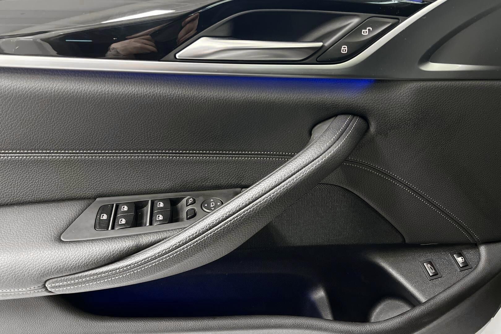 BMW 5-sarja iso kuva 20