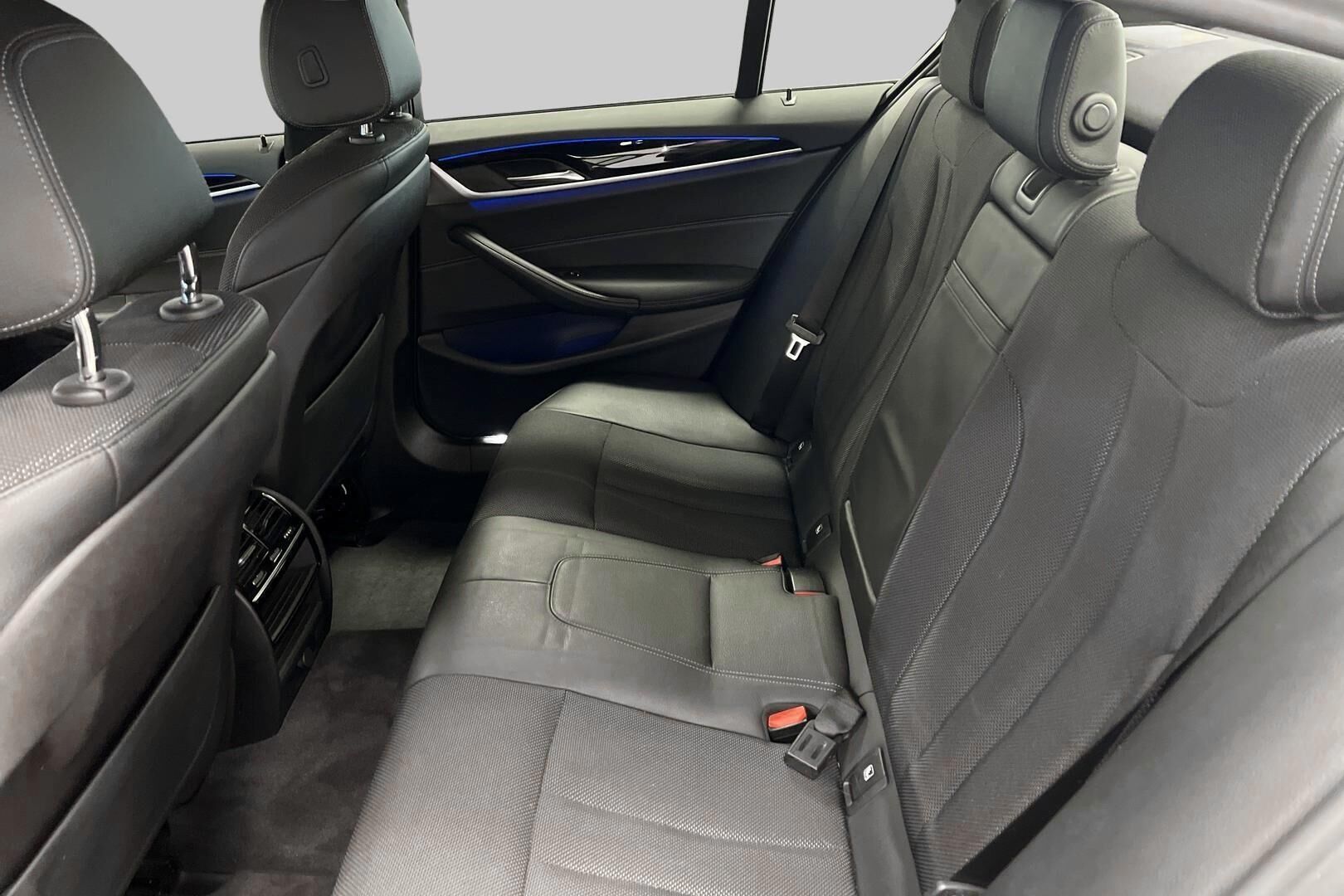 BMW 5-sarja iso kuva 9