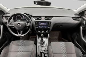 Skoda Octavia esikatselu 32
