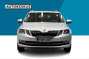 Skoda Octavia esikatselu 30