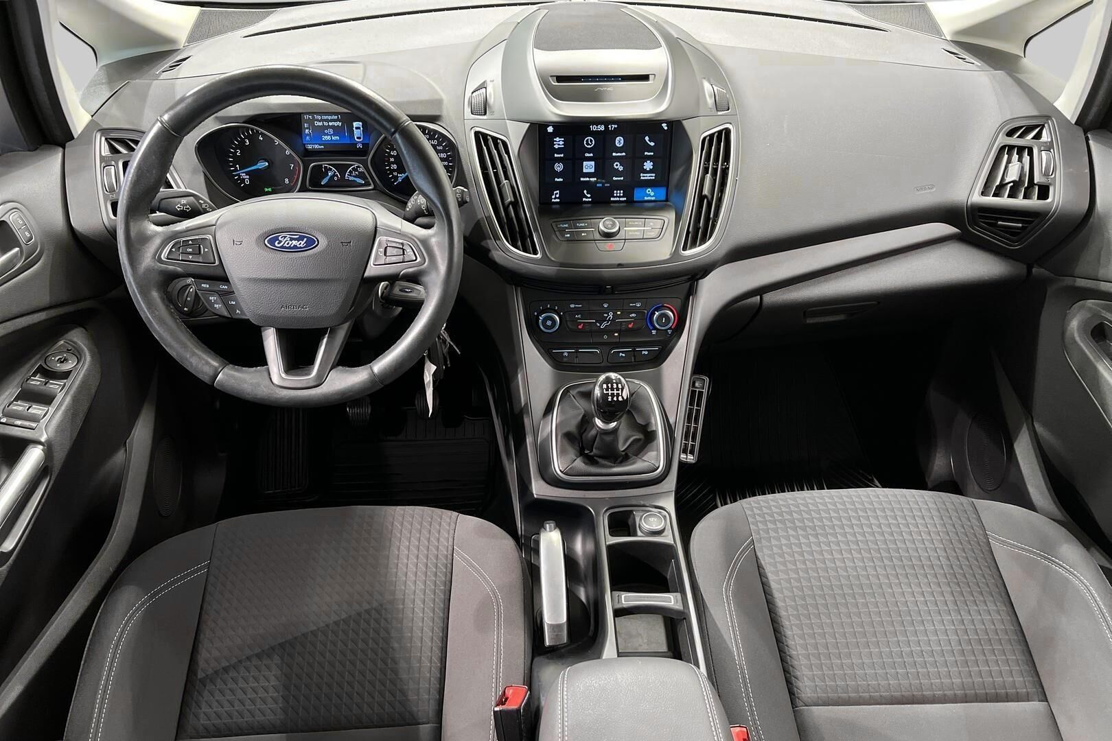 Ford Grand C-Max iso kuva 10