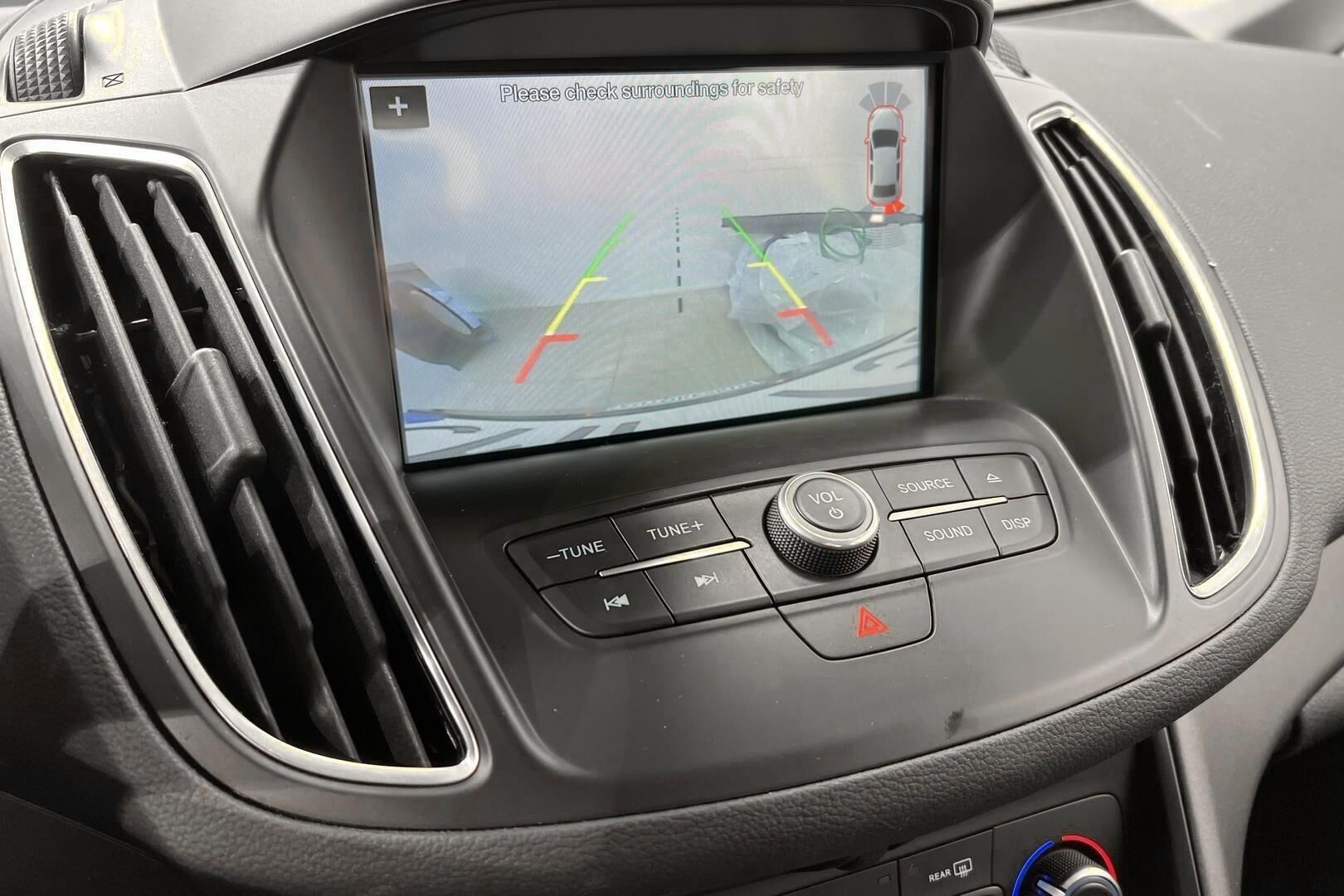Ford Grand C-Max iso kuva 21