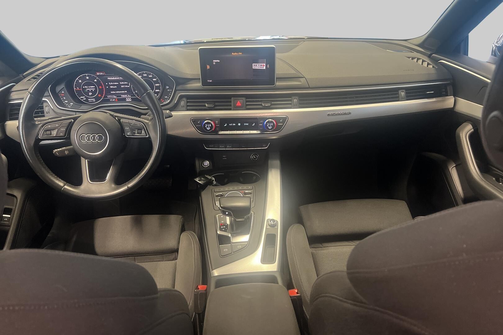 Audi A5 iso kuva 17