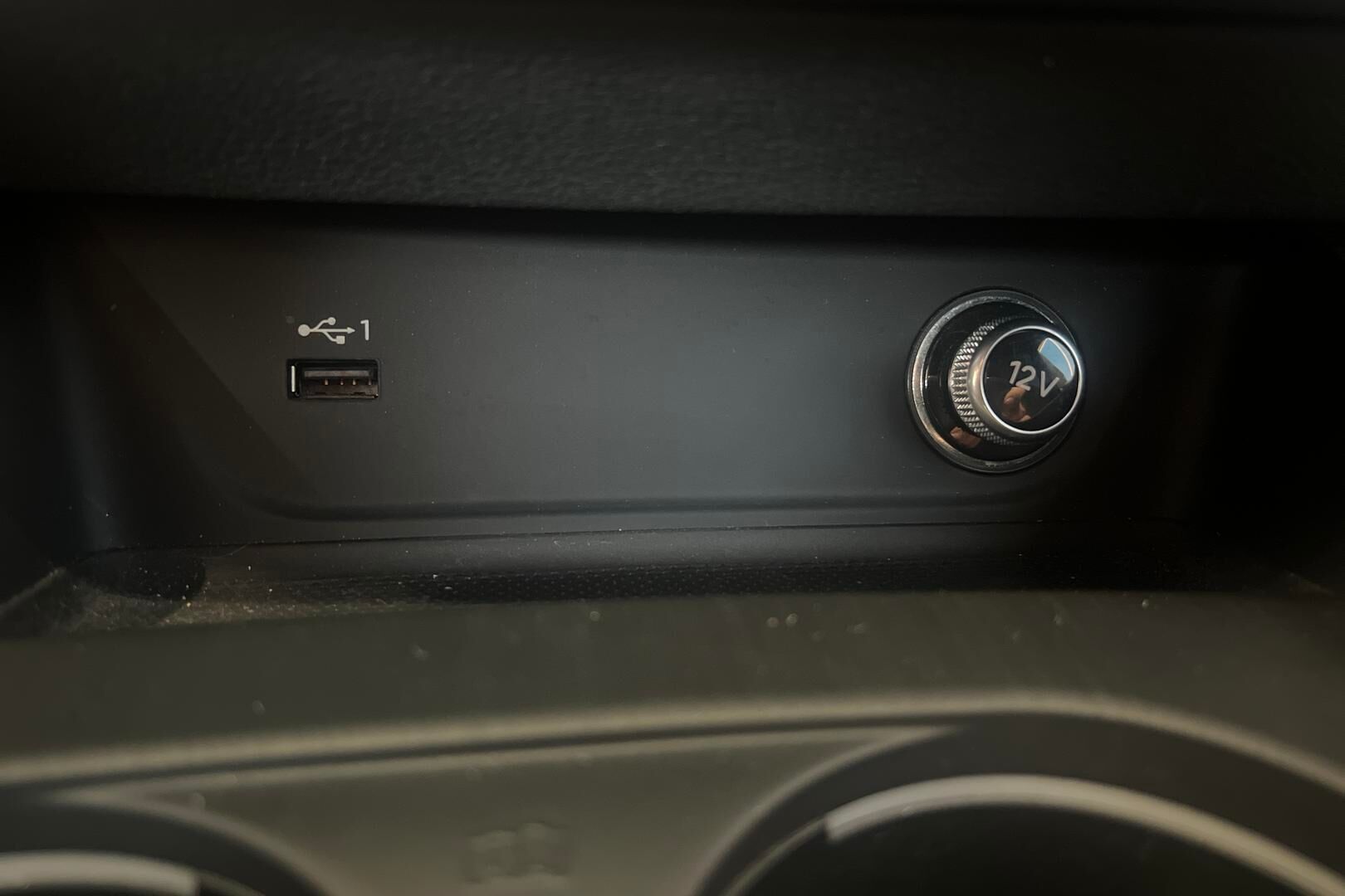 Audi A5 iso kuva 23