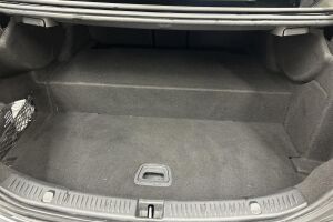 Mercedes-Benz E esikatselu 9