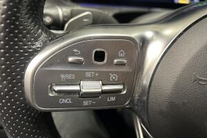 Mercedes-Benz E esikatselu 23