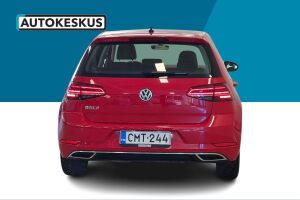 Volkswagen Golf esikatselu 6