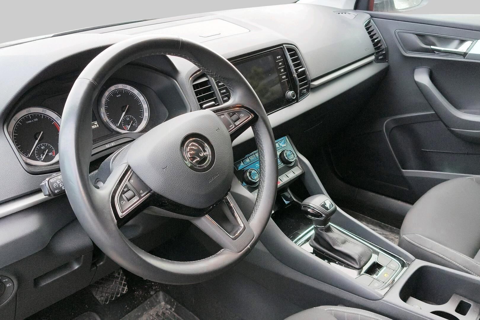 Skoda Karoq iso kuva 2
