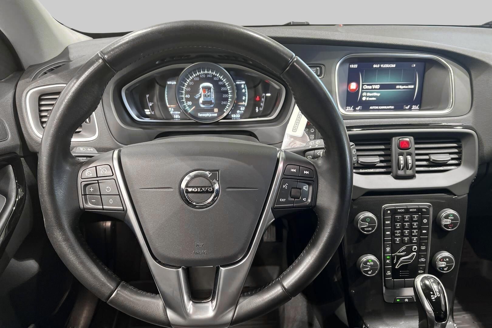 Volvo V40 Cross Country iso kuva 29