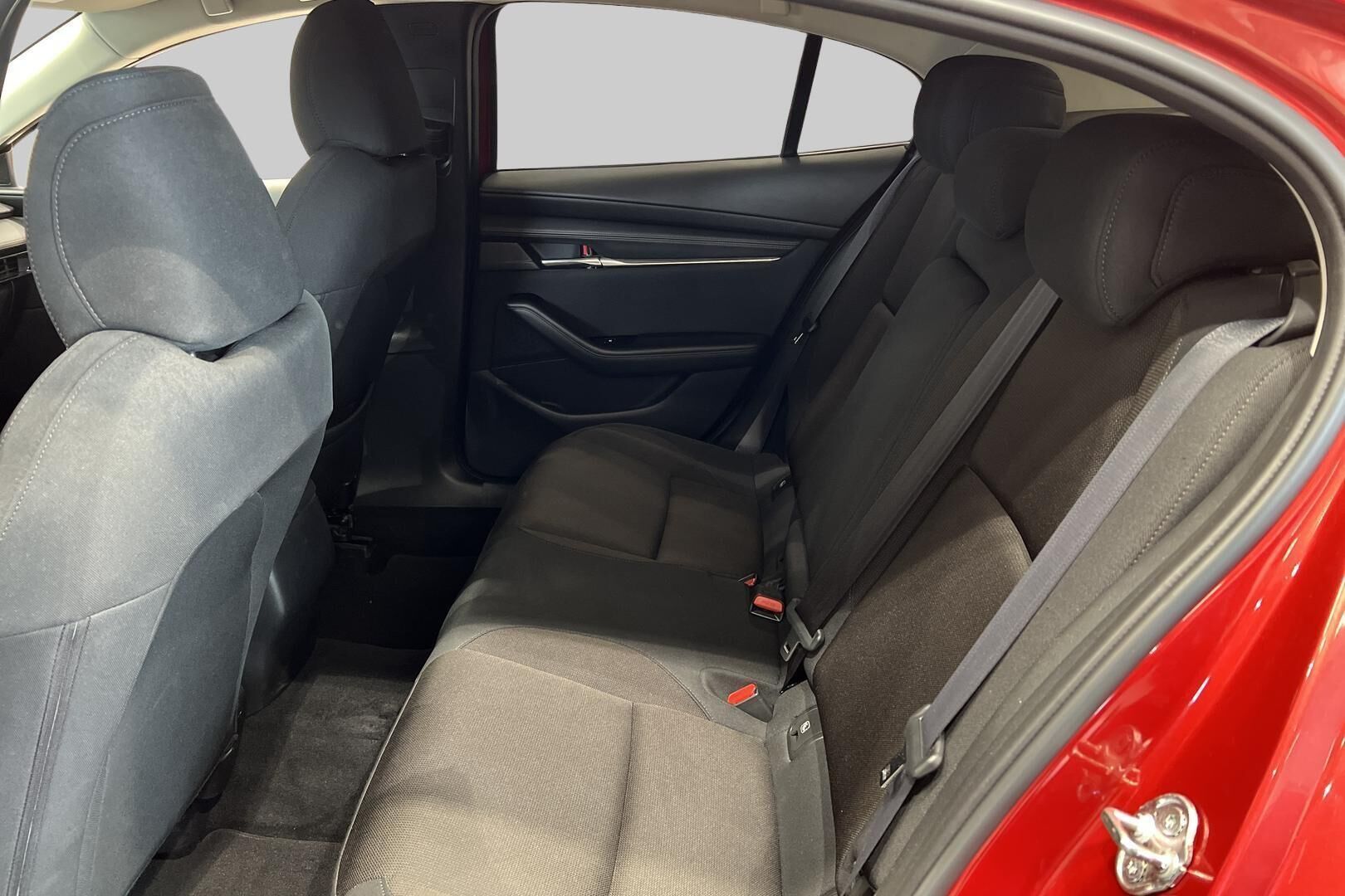 Mazda Mazda3 iso kuva 10