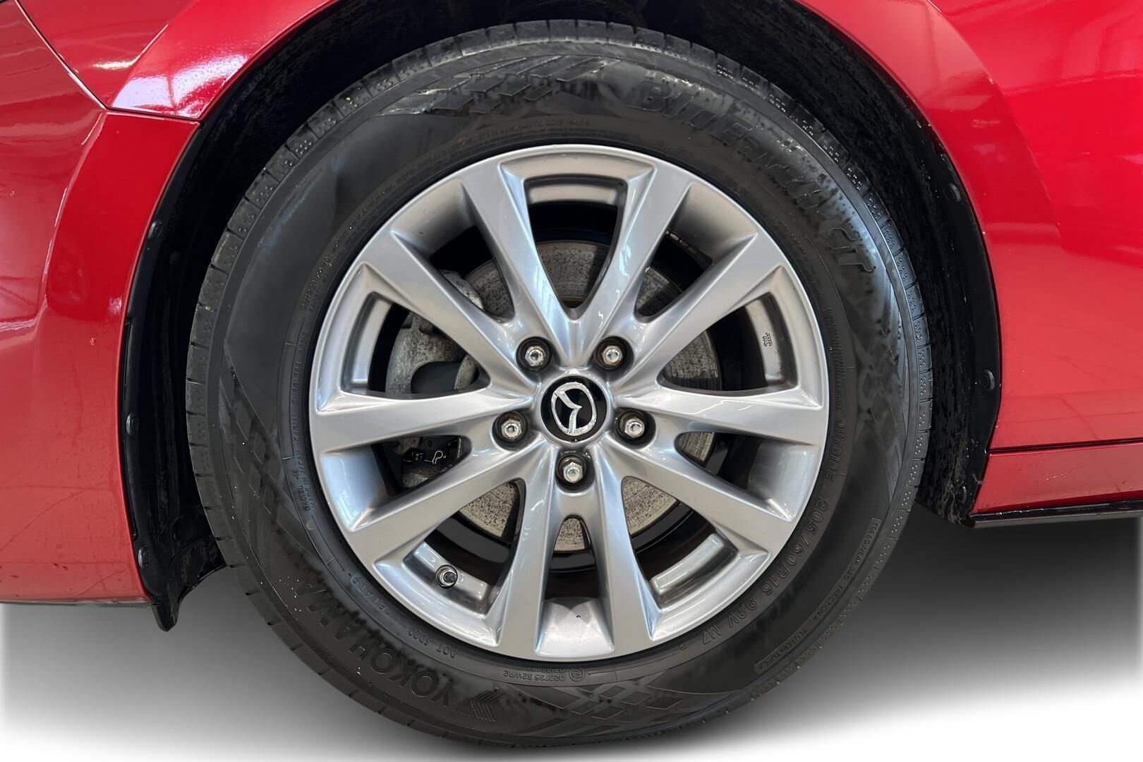 Mazda Mazda3 iso kuva 13