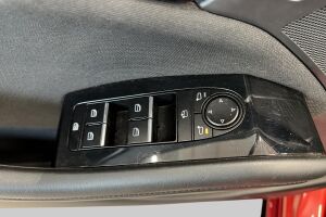 Mazda Mazda3 esikatselu 15