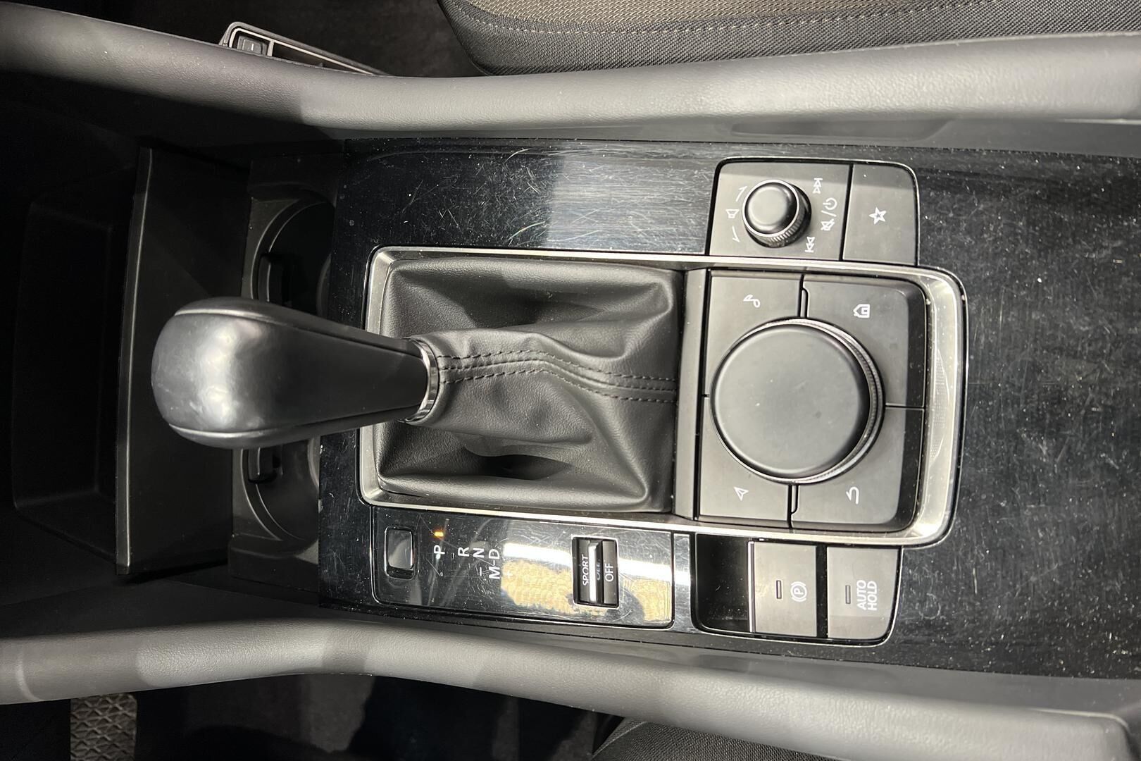 Mazda Mazda3 iso kuva 20
