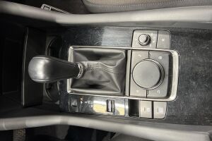 Mazda Mazda3 esikatselu 20