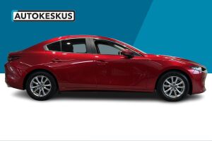Mazda Mazda3 esikatselu 4