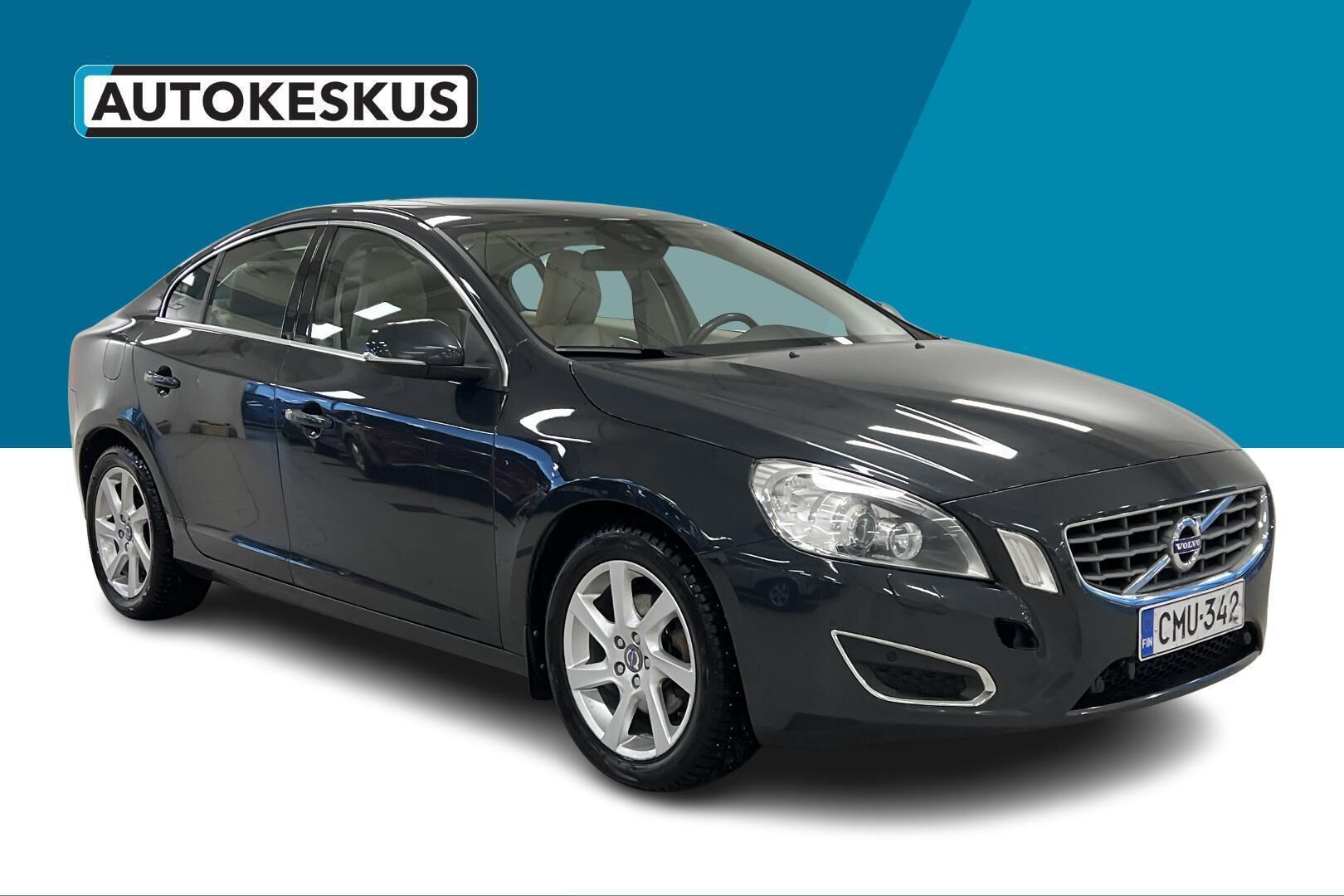 Volvo S60 iso kuva 2