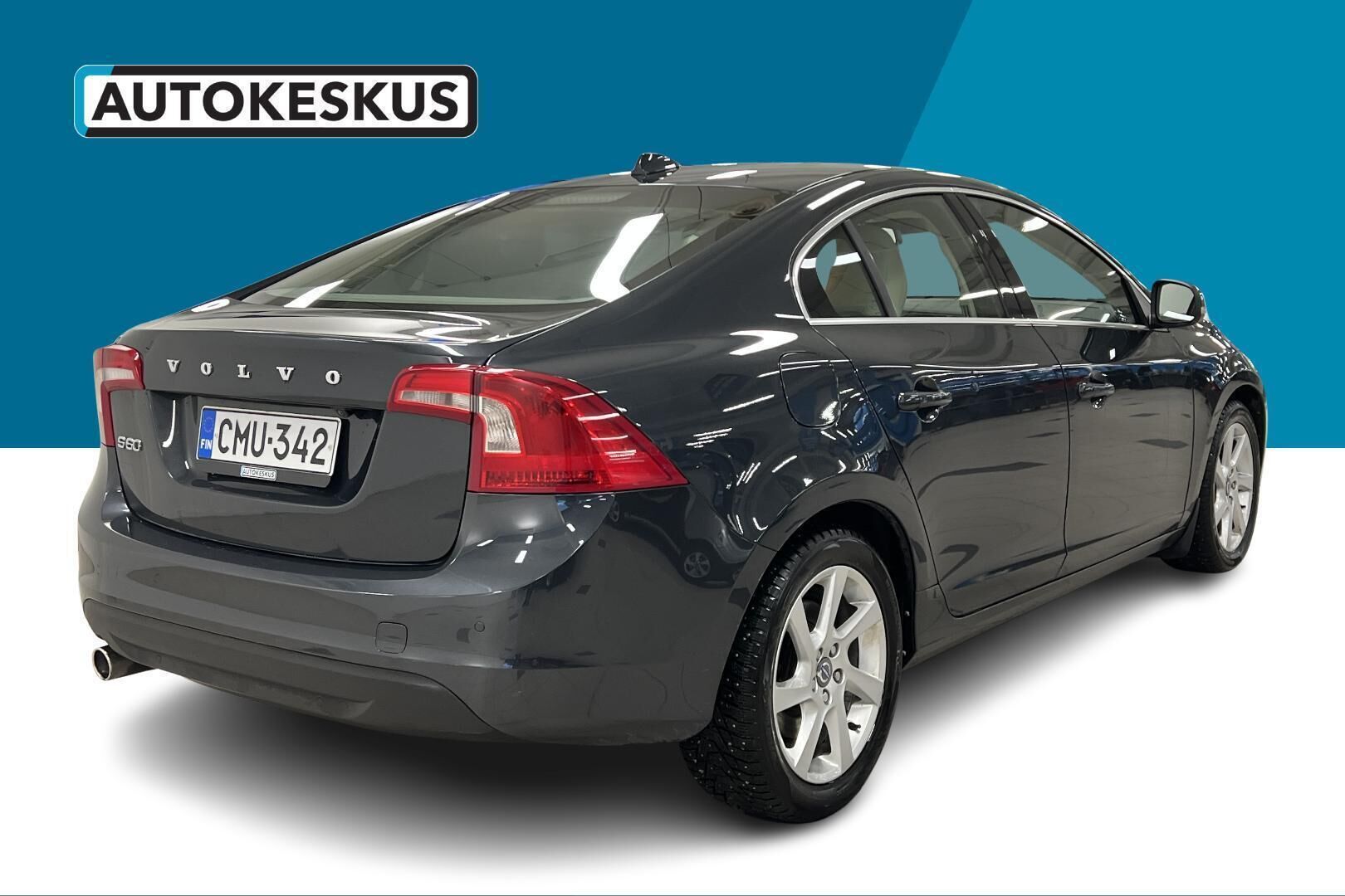 Volvo S60 iso kuva 5