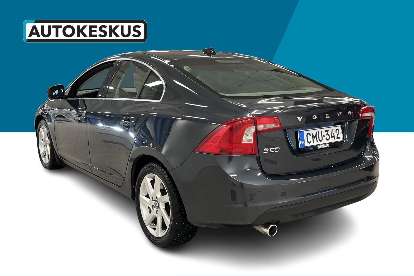 Volvo S60 iso kuva 7