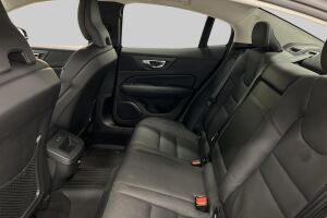 Volvo S60 esikatselu 10