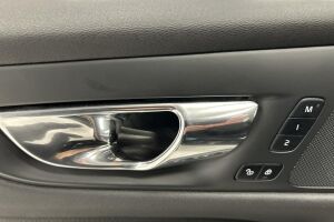 Volvo S60 esikatselu 23