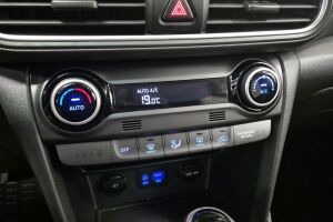 Hyundai KONA esikatselu 8