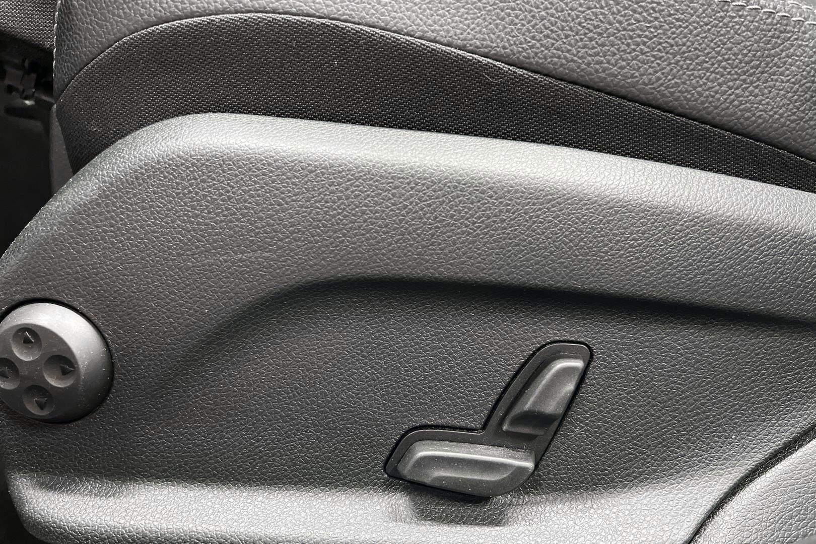 Mercedes-Benz C iso kuva 5