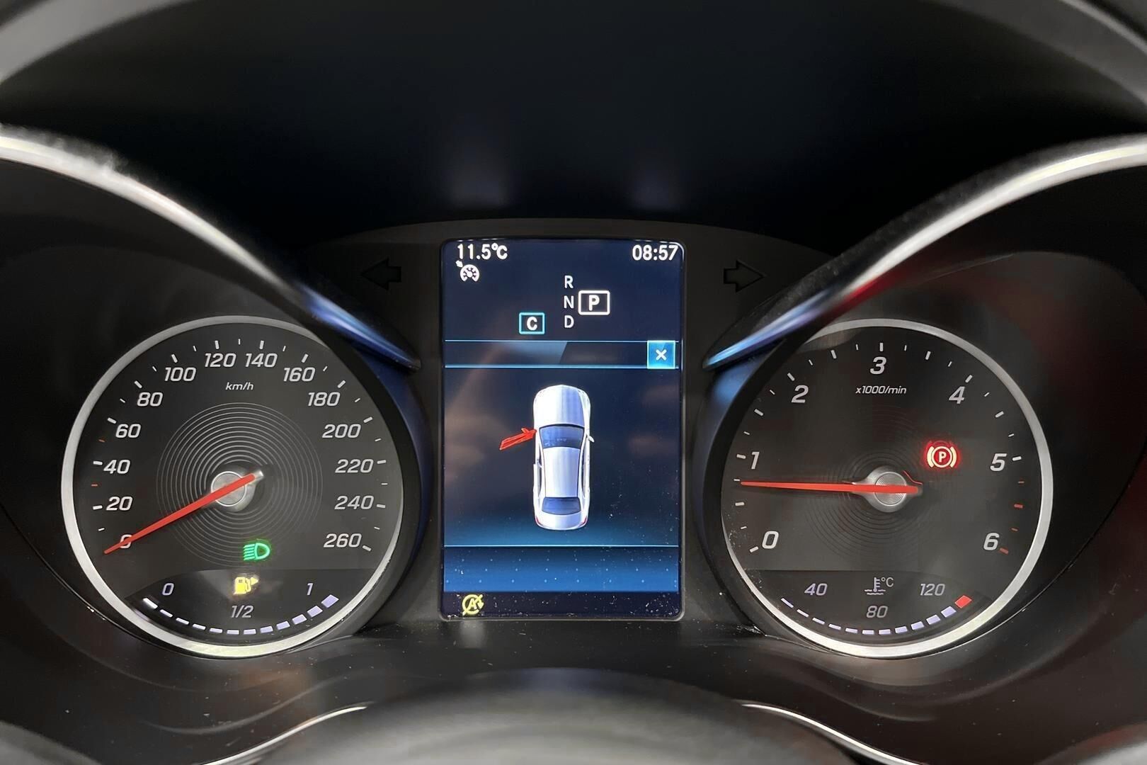 Mercedes-Benz C iso kuva 6