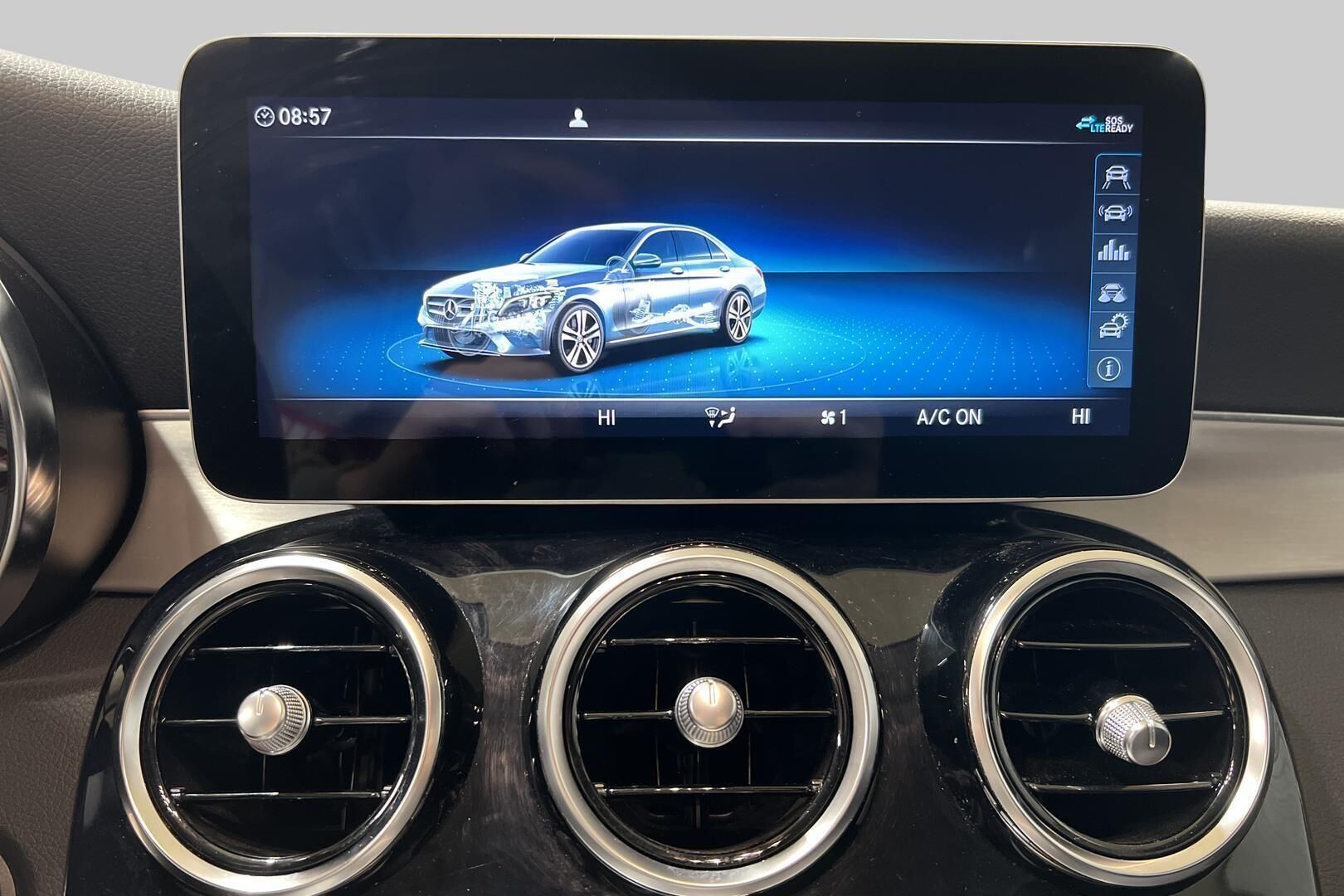 Mercedes-Benz C iso kuva 19