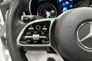 Mercedes-Benz C esikatselu 8