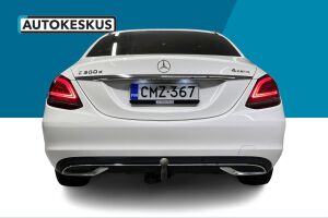 Mercedes-Benz C esikatselu 3