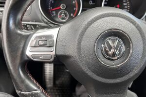 Volkswagen Golf esikatselu 21